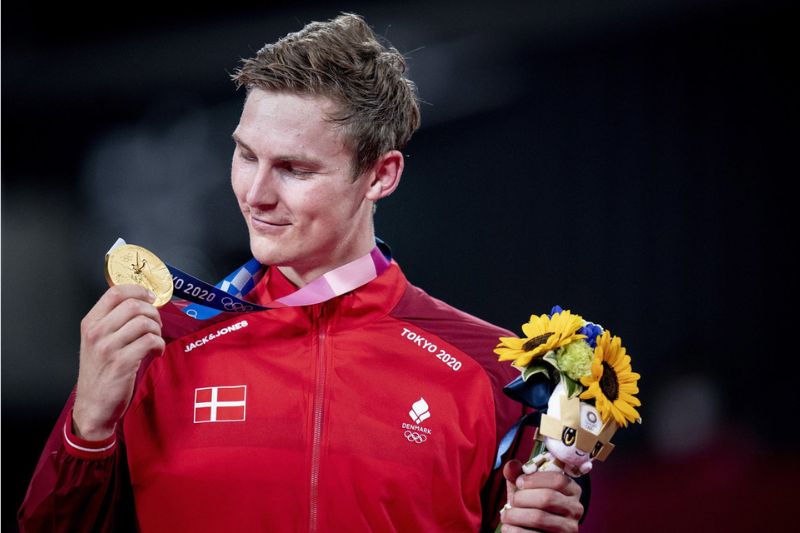 1. Axelsen Viktor - Top 1 thế giới